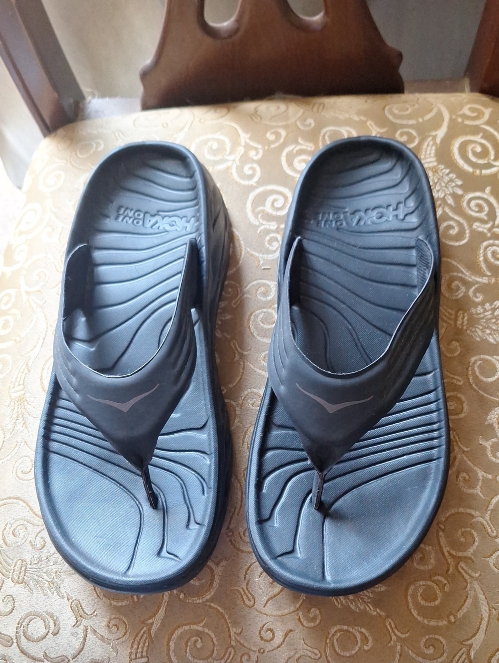 Hoka One One Ora Recovery Flip Flops Thick Foam Sole Mens 10